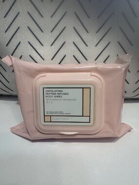 BeautyBio Exfoliating Peptide-Infused Body Wipes - 30 wipes